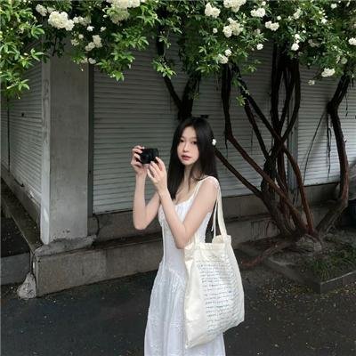 一见又倾心